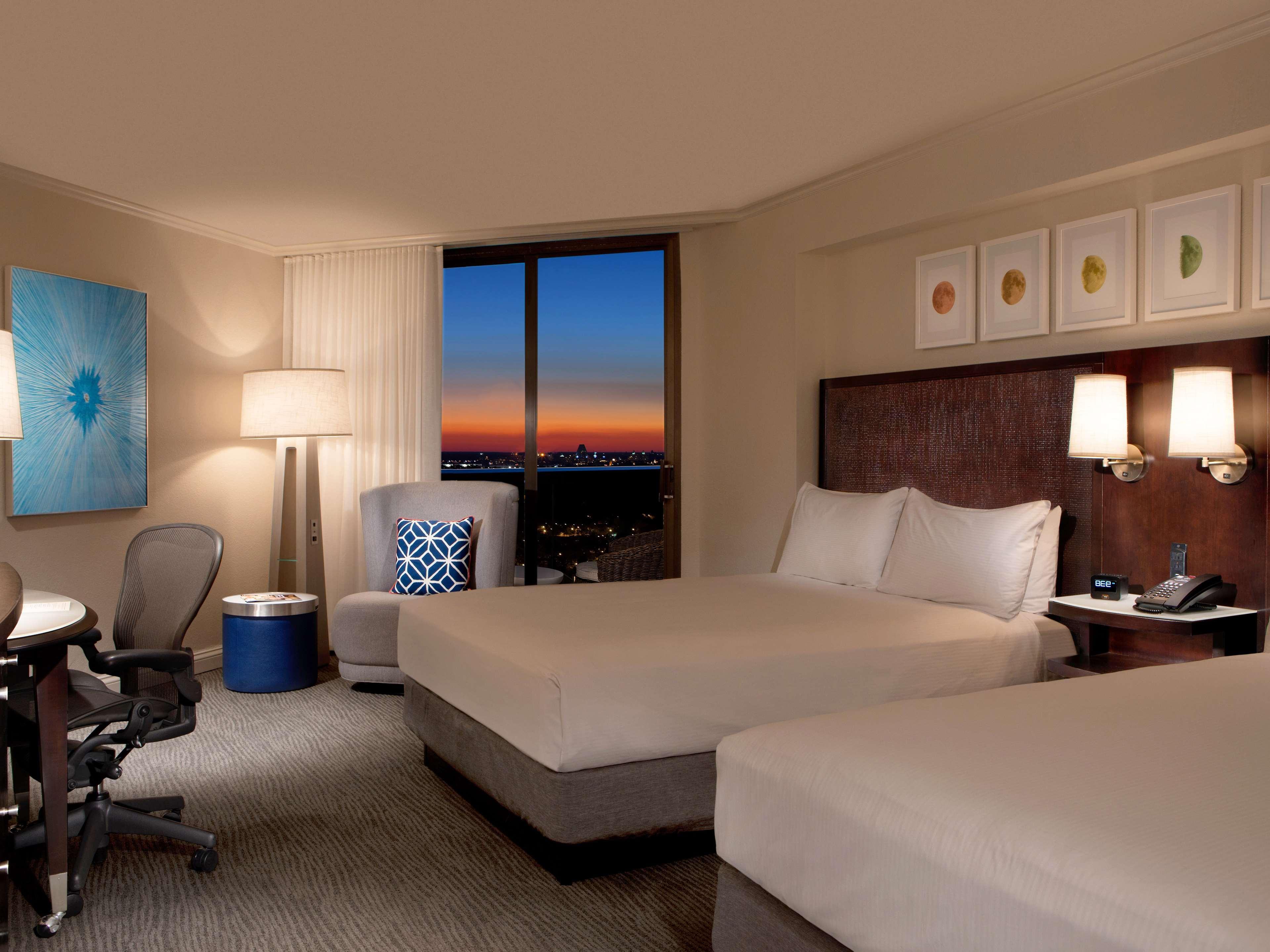 Hilton Orlando Buena Vista Palace - Disney Springs Area Lake Buena Vista Exterior photo