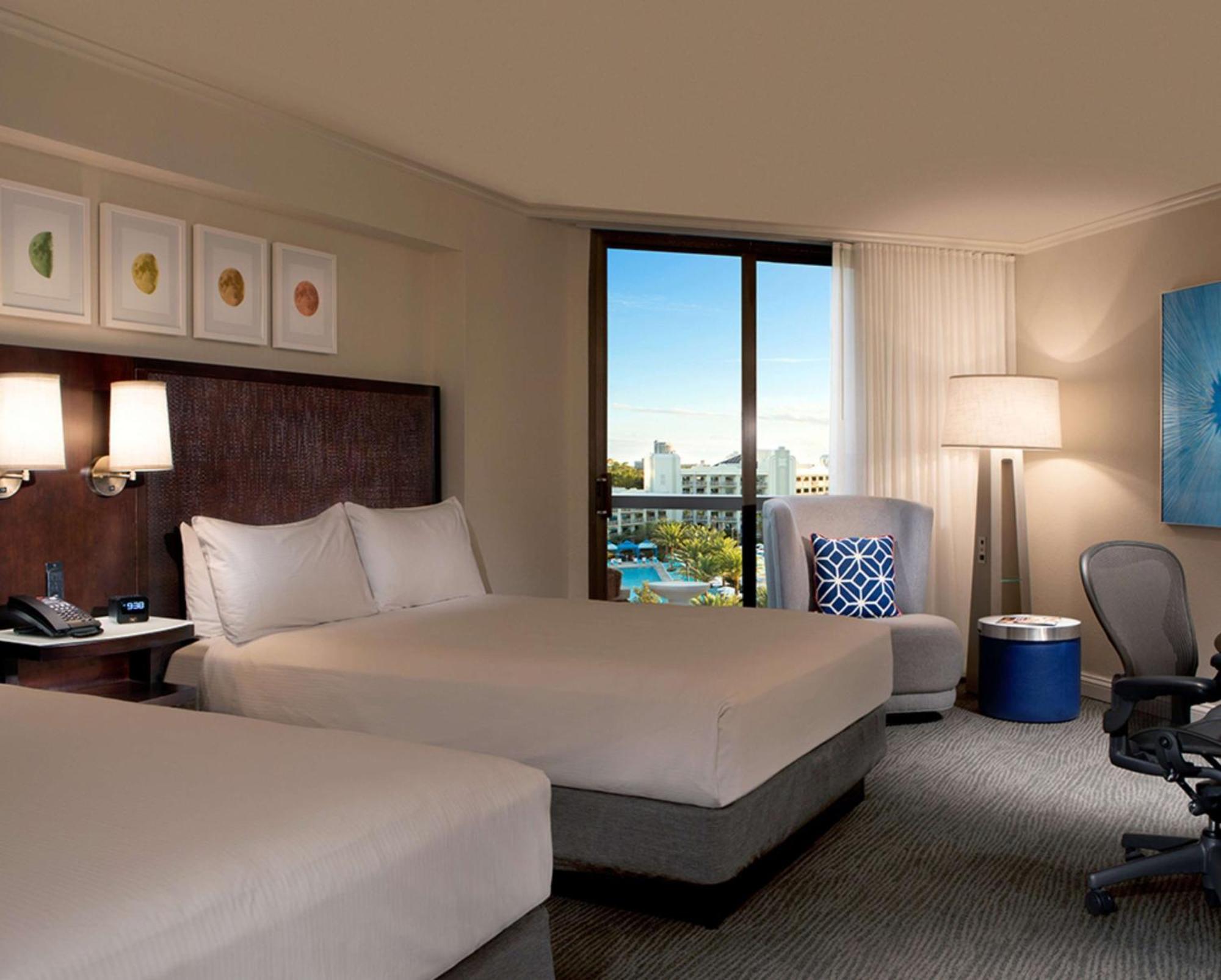 Hilton Orlando Buena Vista Palace - Disney Springs Area Lake Buena Vista Exterior photo