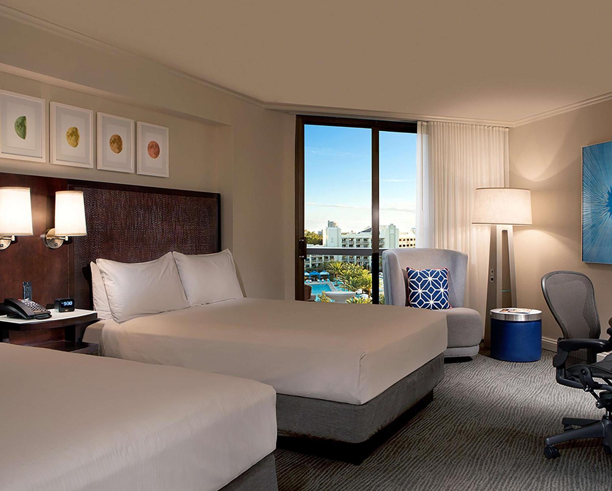 Hilton Orlando Buena Vista Palace - Disney Springs Area Lake Buena Vista Exterior photo